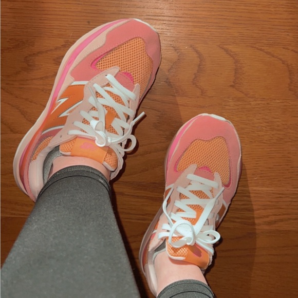 New Balance 57/40 shoes - Picture 1 of 8